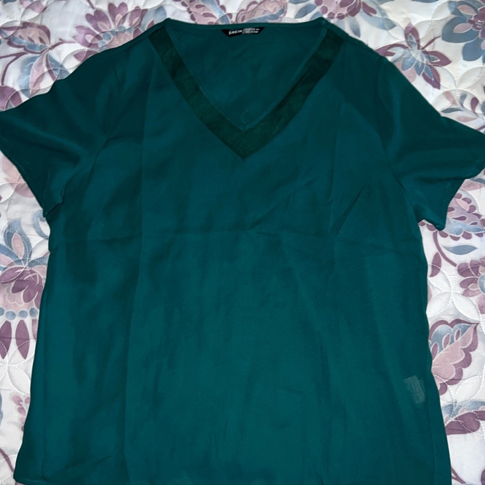 Emerald top